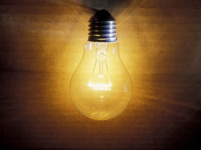 15-light-bulb-rex-1610003518.jpg