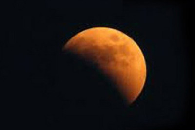 chandra_grahan__WTXav6J6u-1698330465.jpg